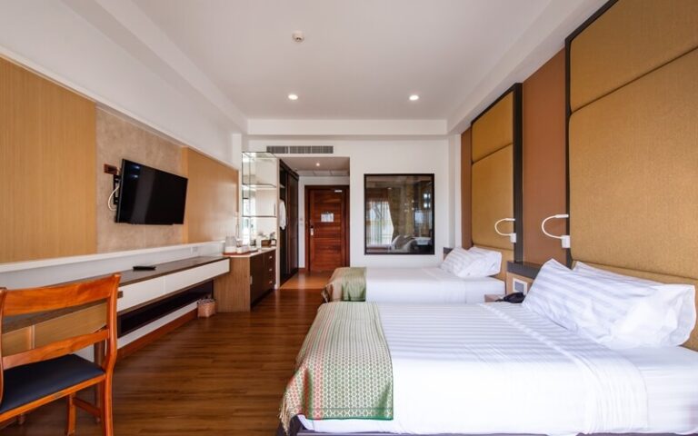 Deluxe Room (Twin Bed)